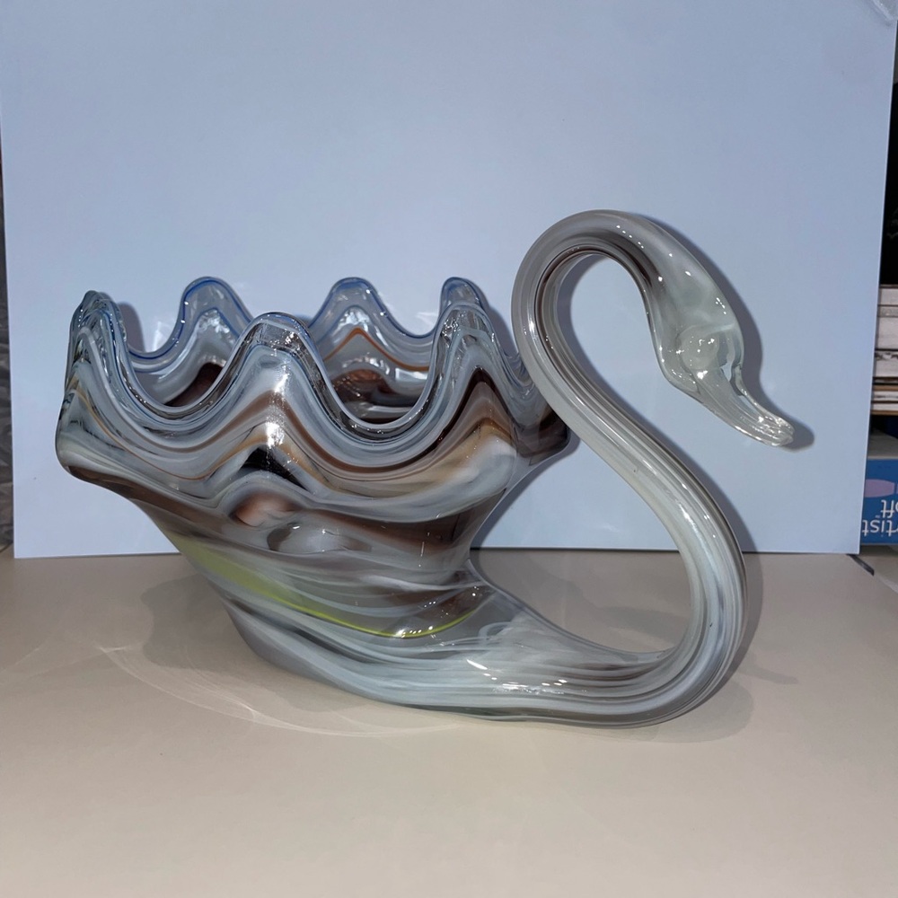 Elegant Glass Swan Sculpture - Gray and Brown Vintage
